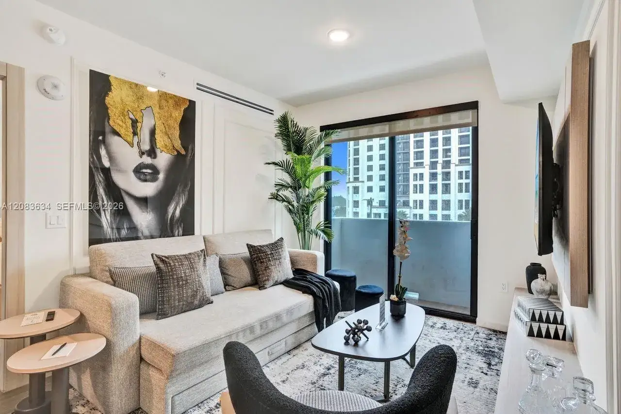 2 bedroom 2 bath Residential for sale at 4220 LAGUNA ST # 403, Coral Gables FL 33146