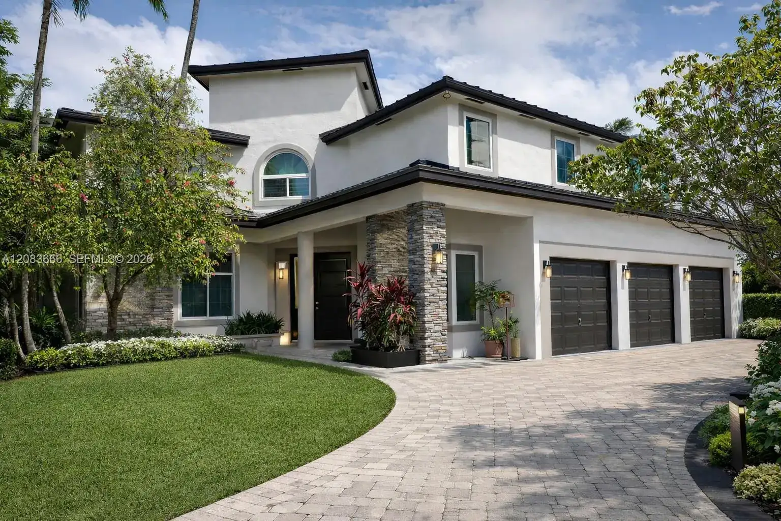 5 bedroom 3 bath Residential for sale at 6811 SW 89th Ct, Miami FL 33173