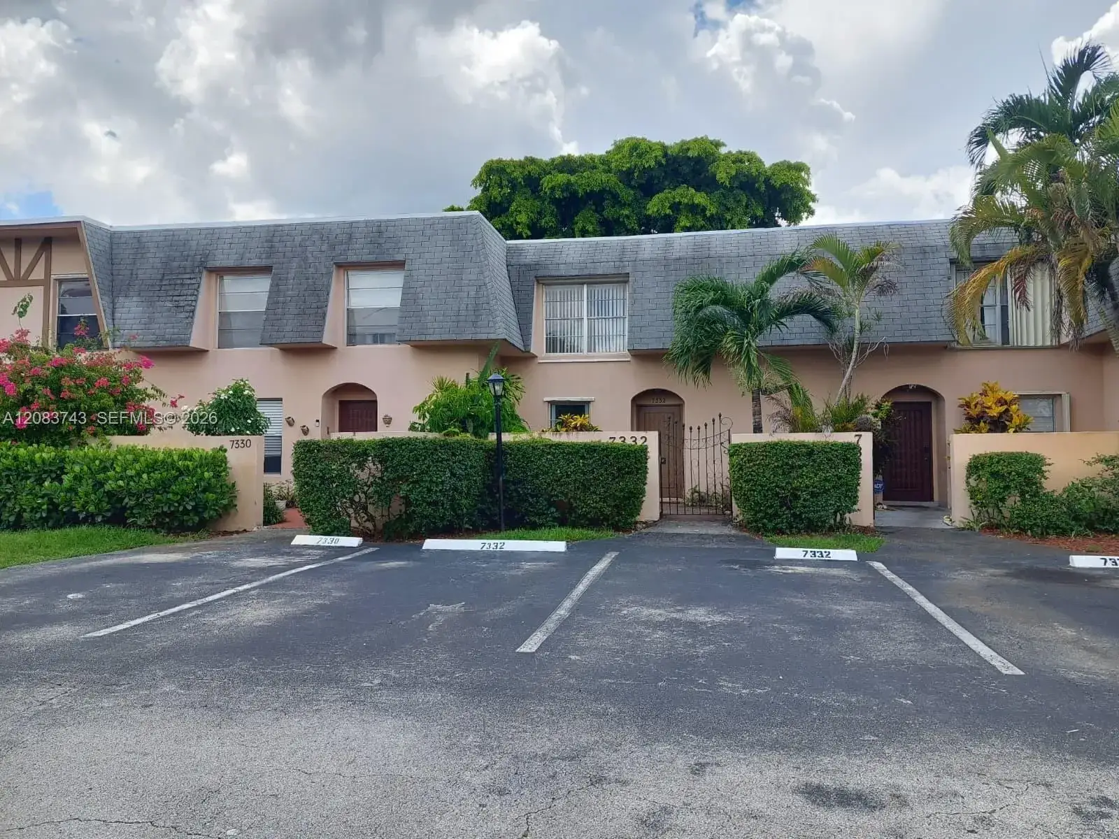 2 bedroom 2 bath Residential for sale at 7332 SW 25th Ct # 12, Davie FL 33317