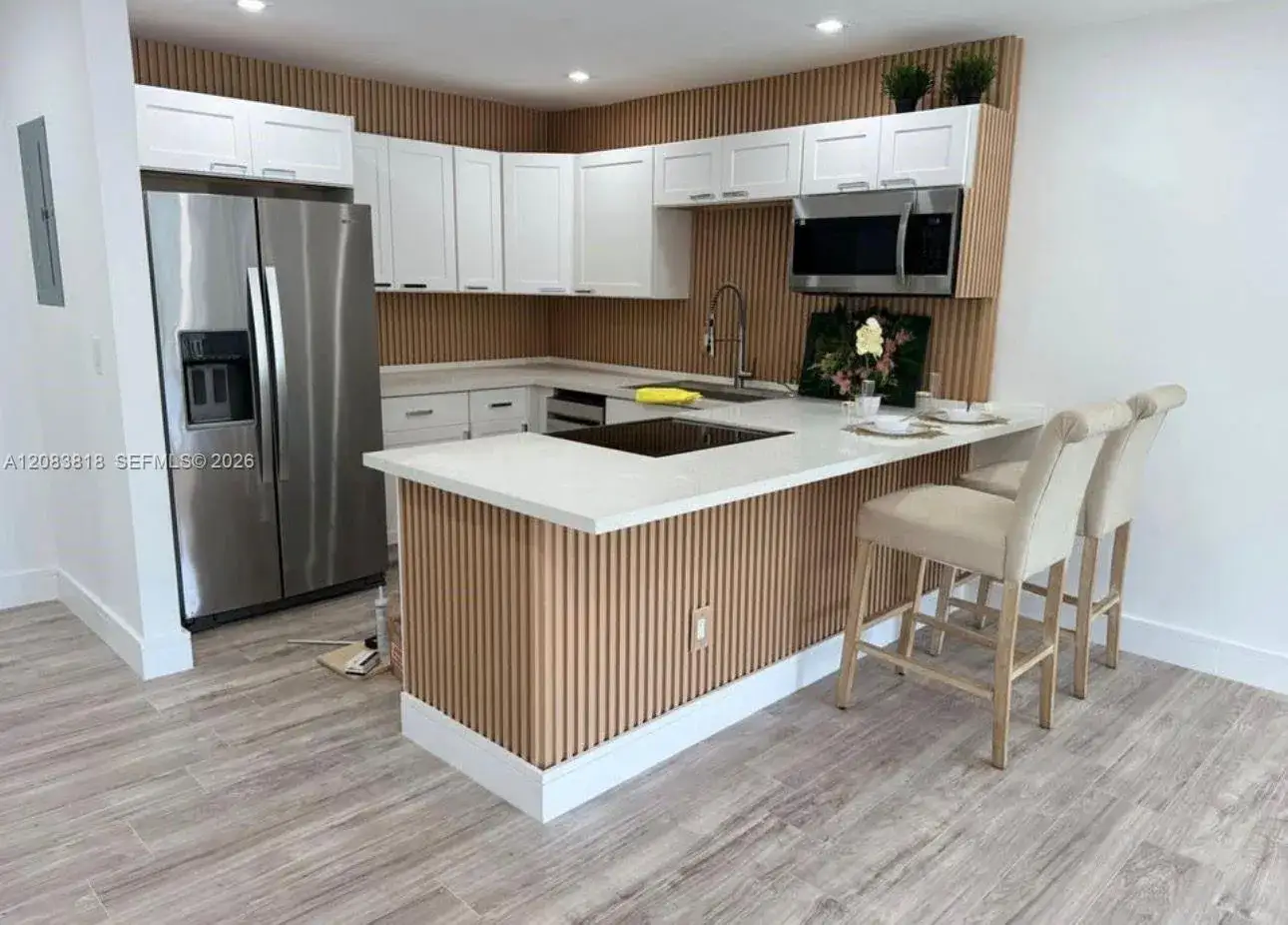 1 bedroom 1 bath Residential Lease for rent at 15201 NE 6th Ave # C210, Miami FL 33162