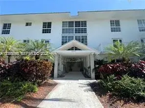 2 bedroom 2 bath Residential Lease for rent at 290 Sunrise Dr # 301, Key Biscayne FL 33149