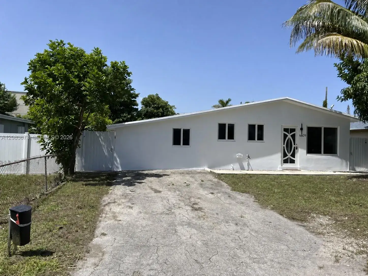 4 bedroom 2 bath Residential for sale at 6609 SW 1st Ct, Pembroke Pines FL 33023