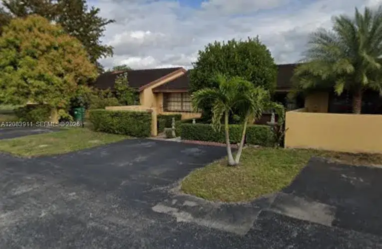 8433 SW 147th Pl, Miami FL 33193