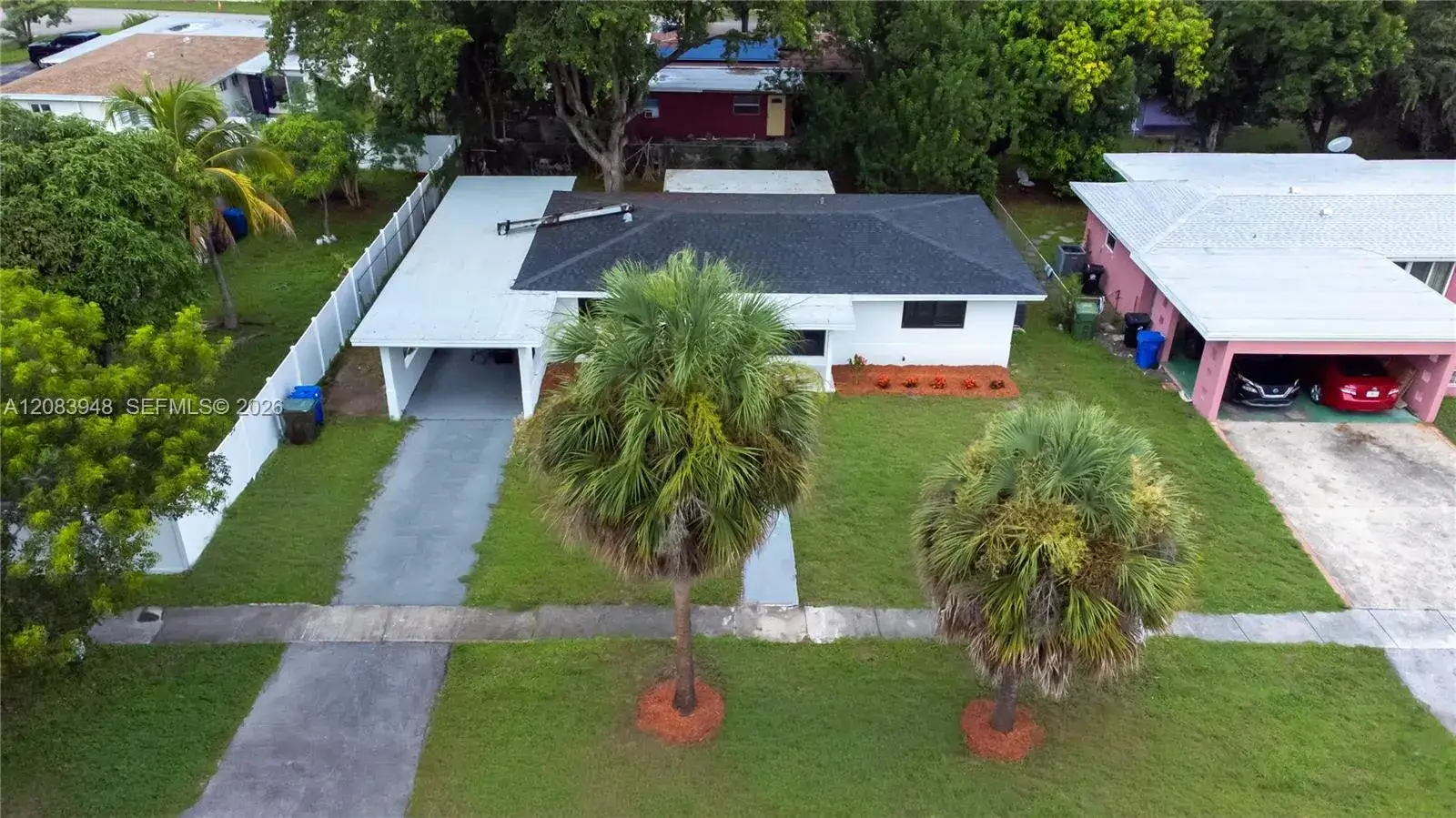 3 bedroom 2 bath Residential for sale at 810 Wyoming Ave, Fort Lauderdale FL 33312
