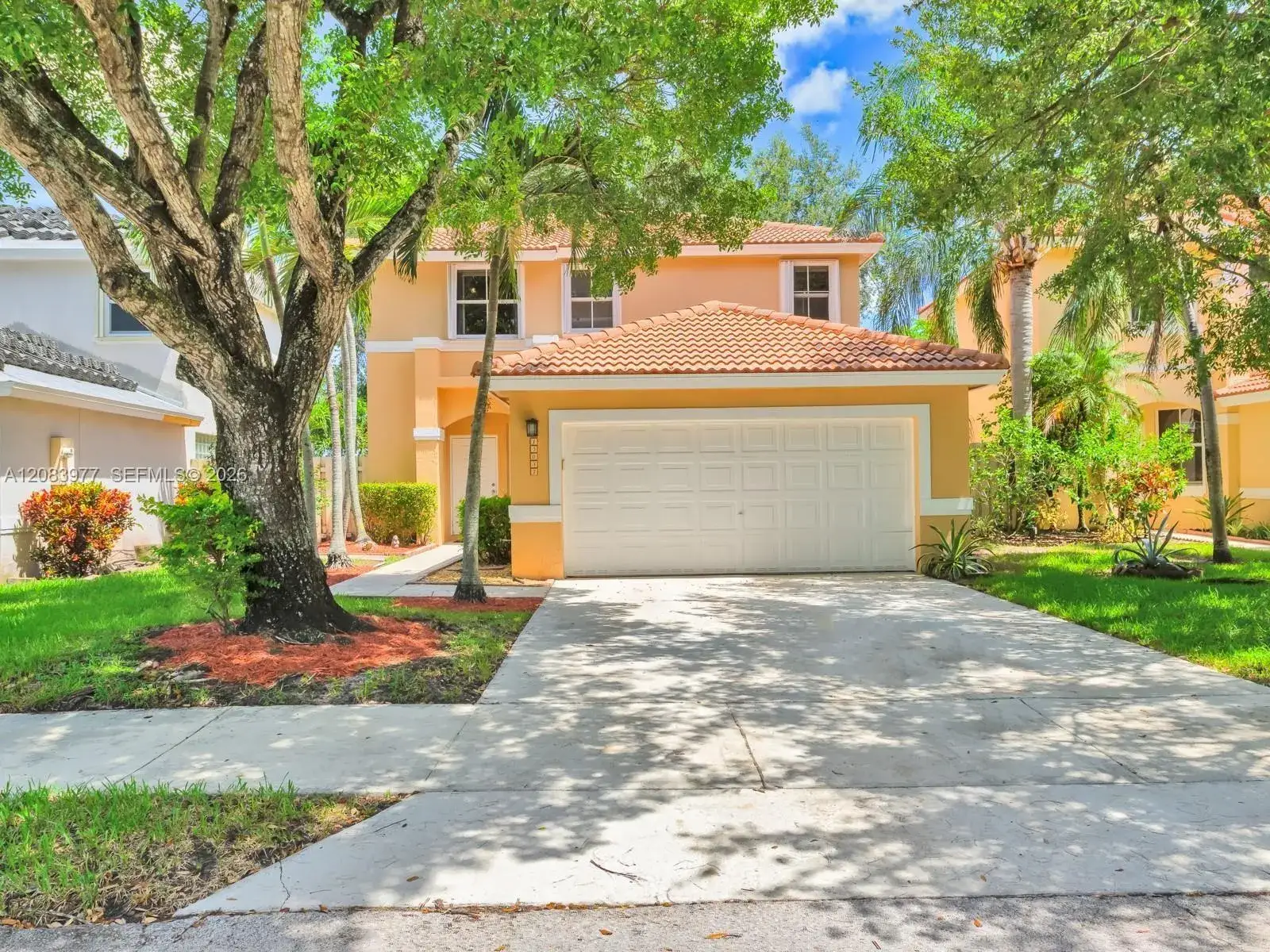 4 bedroom 2 bath Residential Lease for rent at 15037 SW 50th Ct, Davie FL 33331