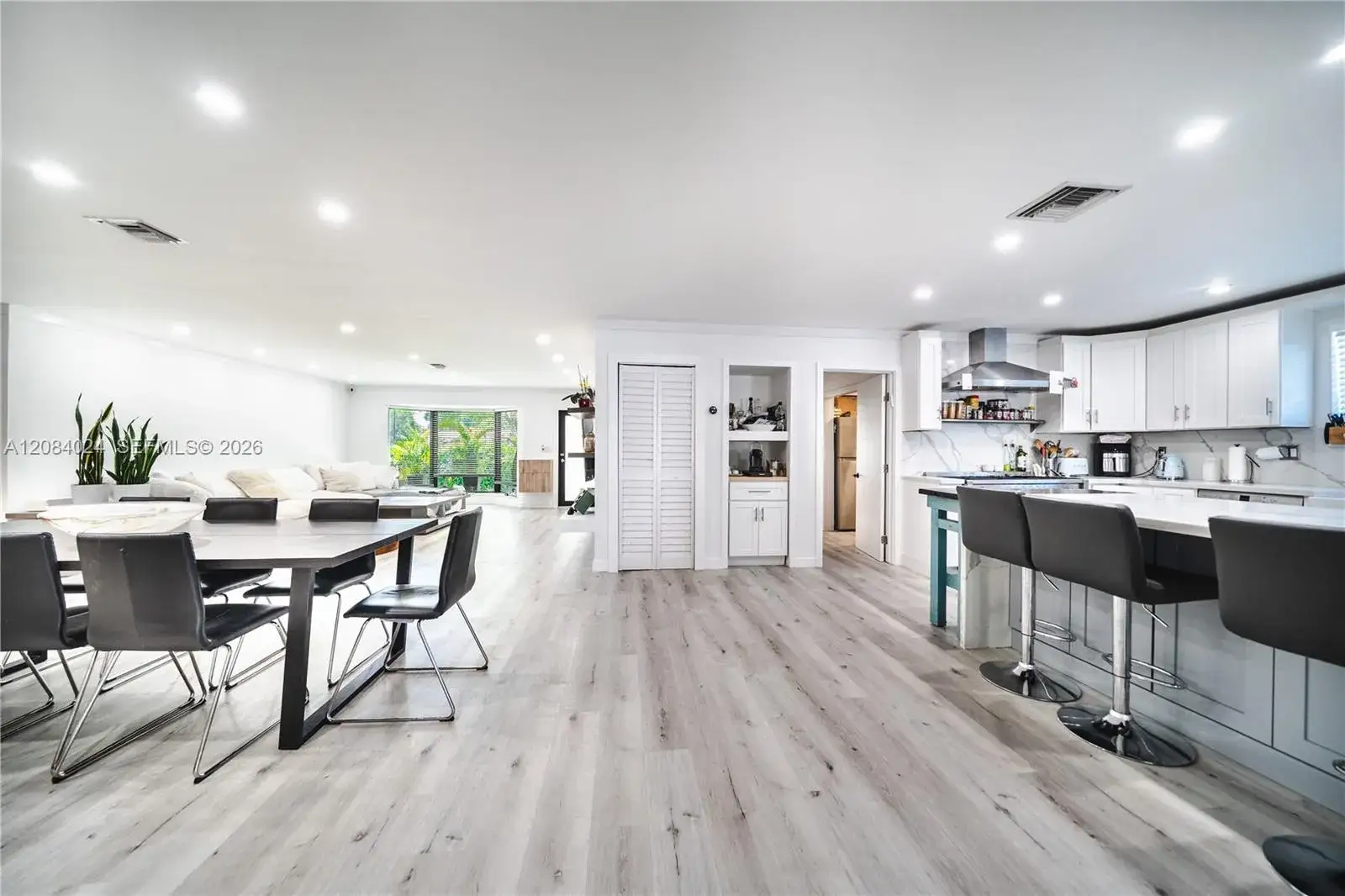 1301 Funston St, Hollywood FL 33019