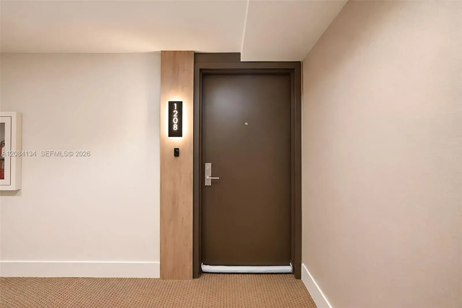 2 bedroom 2 bath Residential Lease for rent at 801 N Venetian Dr # 1208, Miami FL 33139
