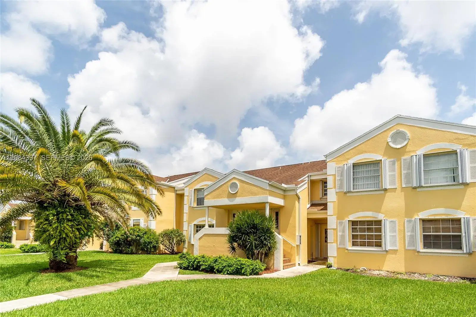 2 bedroom 2 bath Residential Lease for rent at 2220 SE 27th Dr # B, Homestead FL 33035