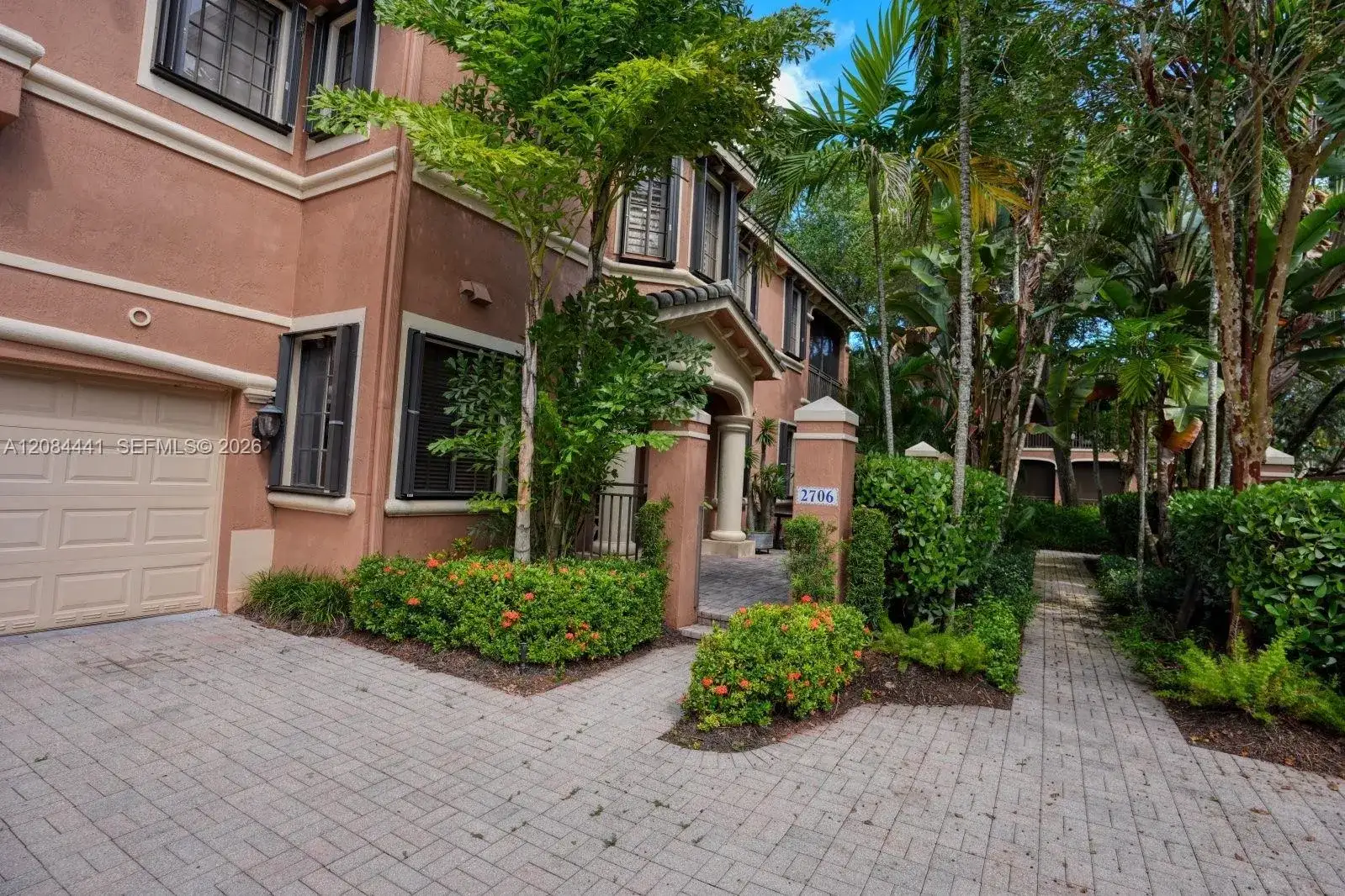 3 bedroom 2 bath Residential for sale at 2706 Kinsington Cir # 2, Weston FL 33332