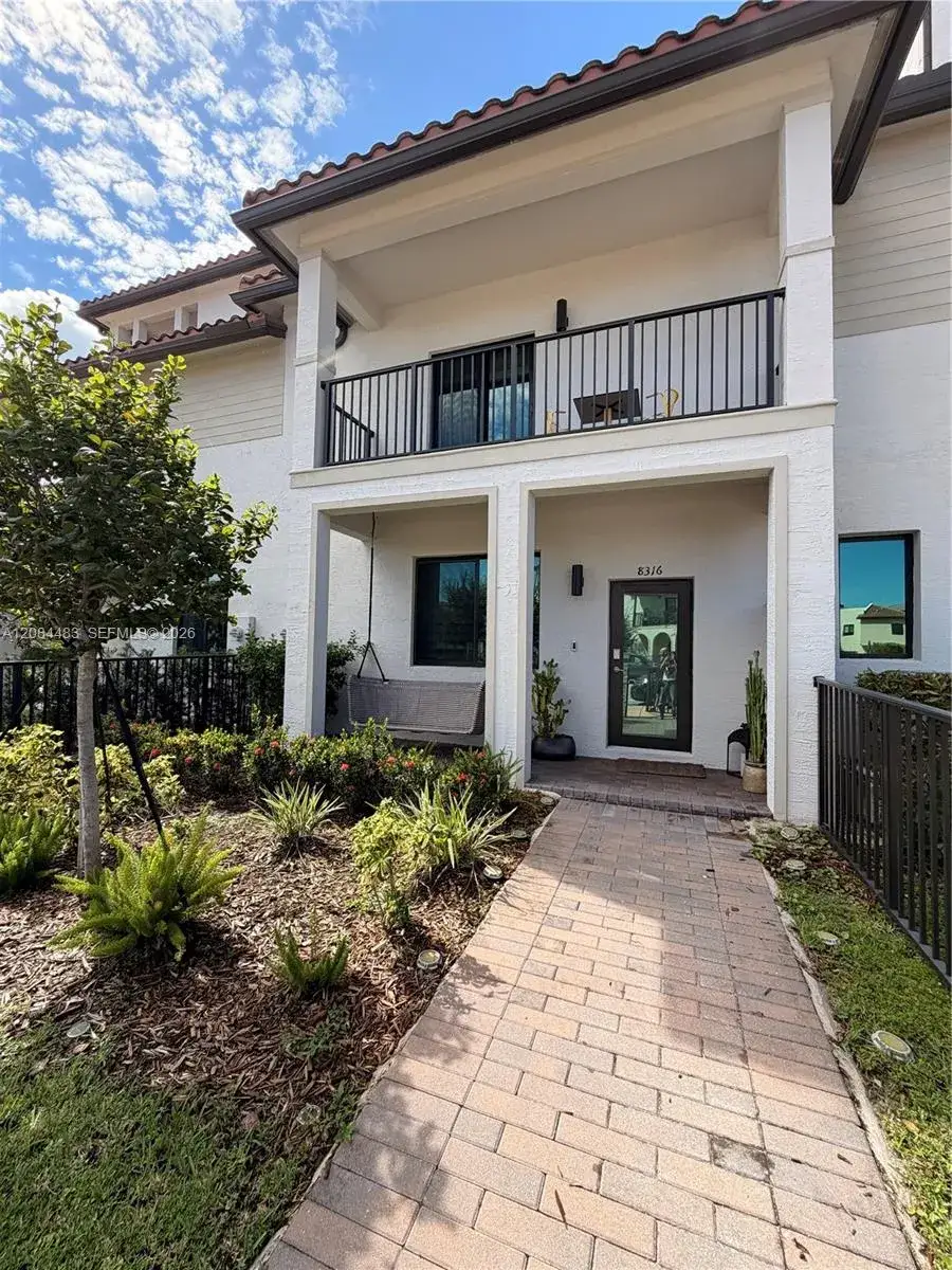 3 bedroom 2 bath Residential for sale at 8316 NW 43rd St, Doral FL 33166