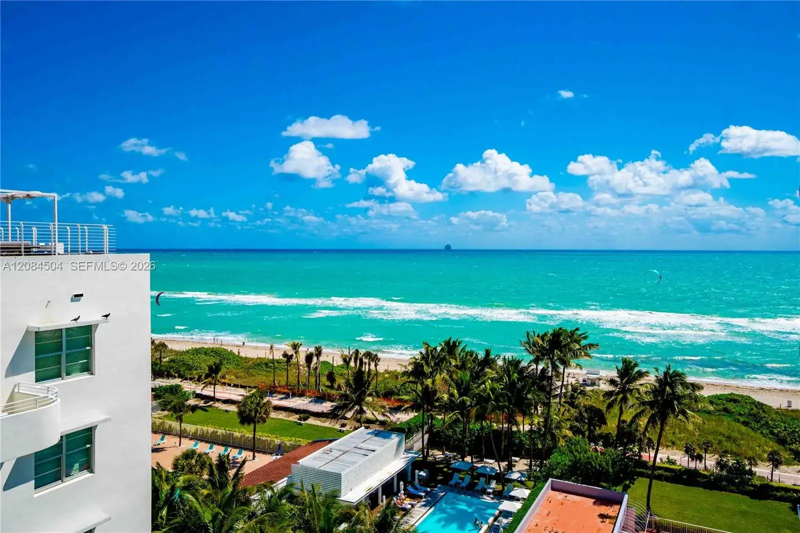 1 bedroom 1 bath Residential Lease for rent at 2401 Collins Ave # 1112, Miami Beach FL 33140