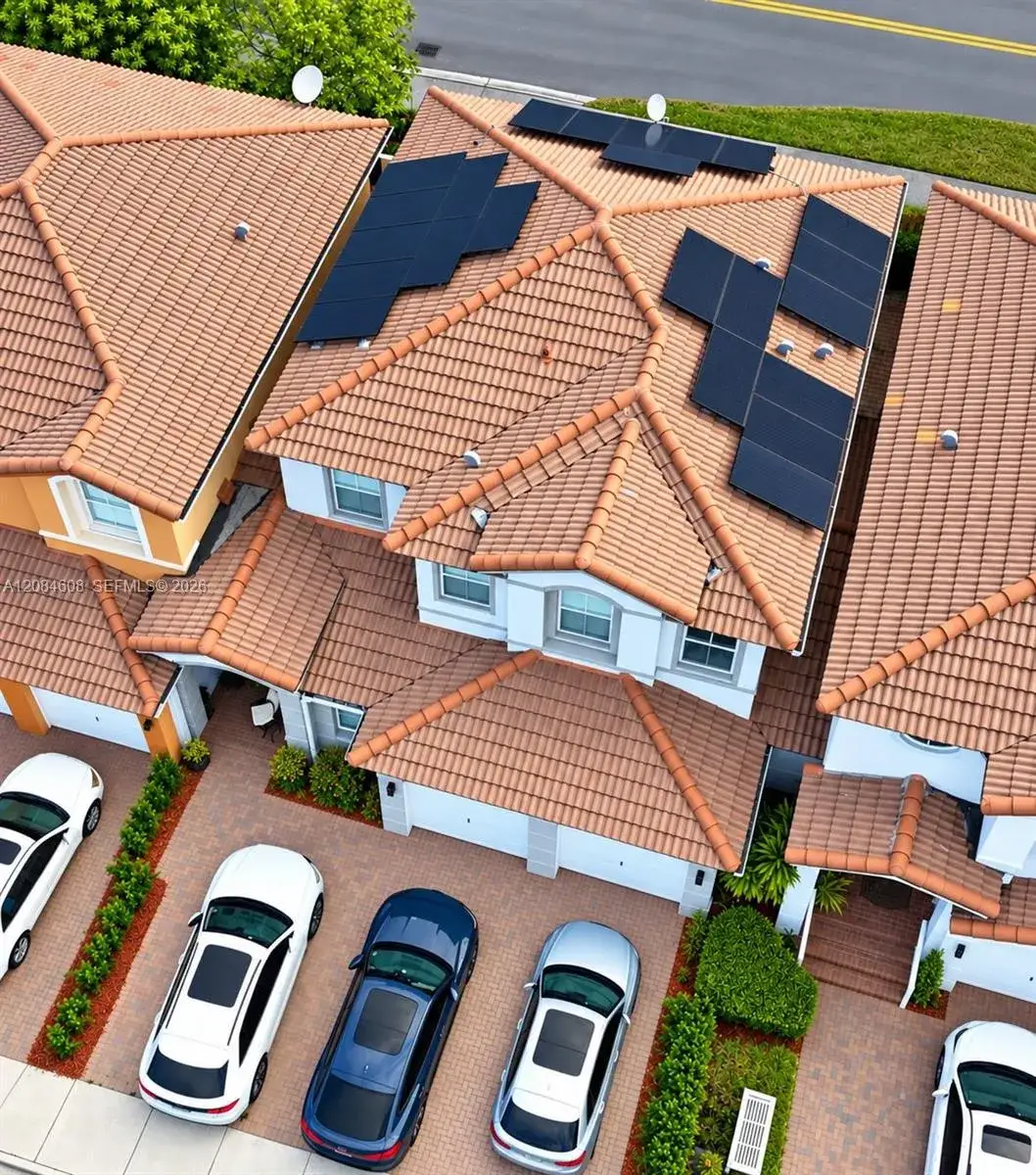 4 bedroom 3 bath Residential for sale at 8739 NW 109th Ct, Doral FL 33178