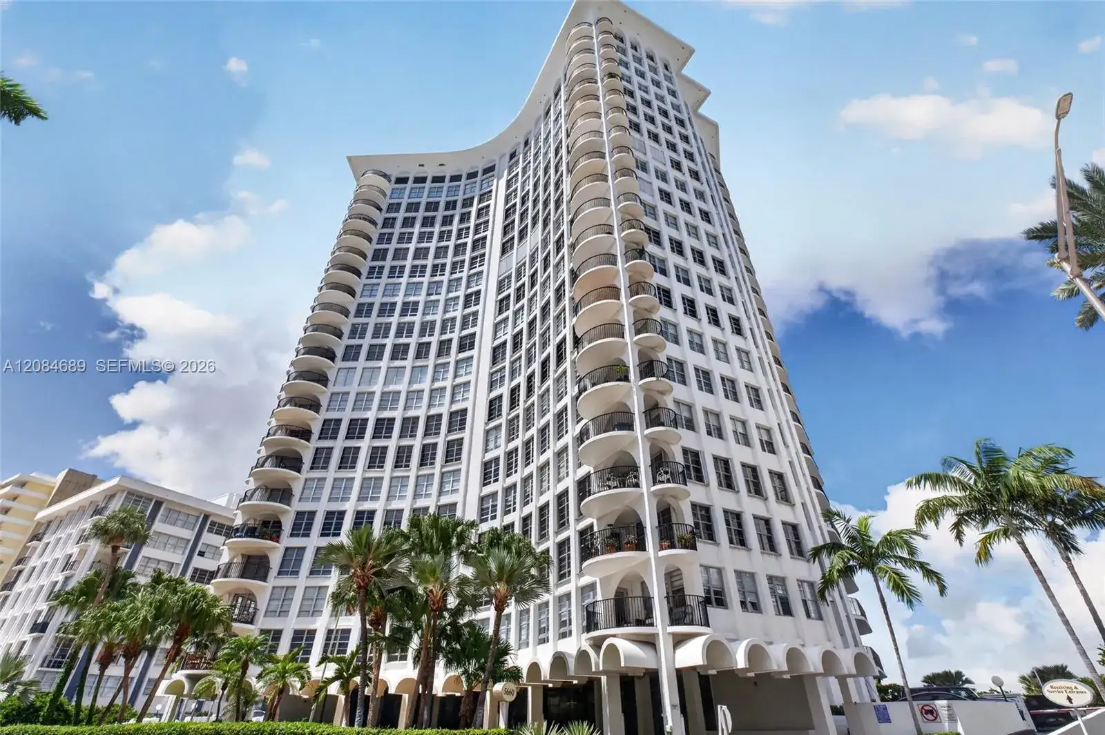 2 bedroom 2 bath Residential for sale at 5660 W Collins Ave # 6D, Miami Beach FL 33140