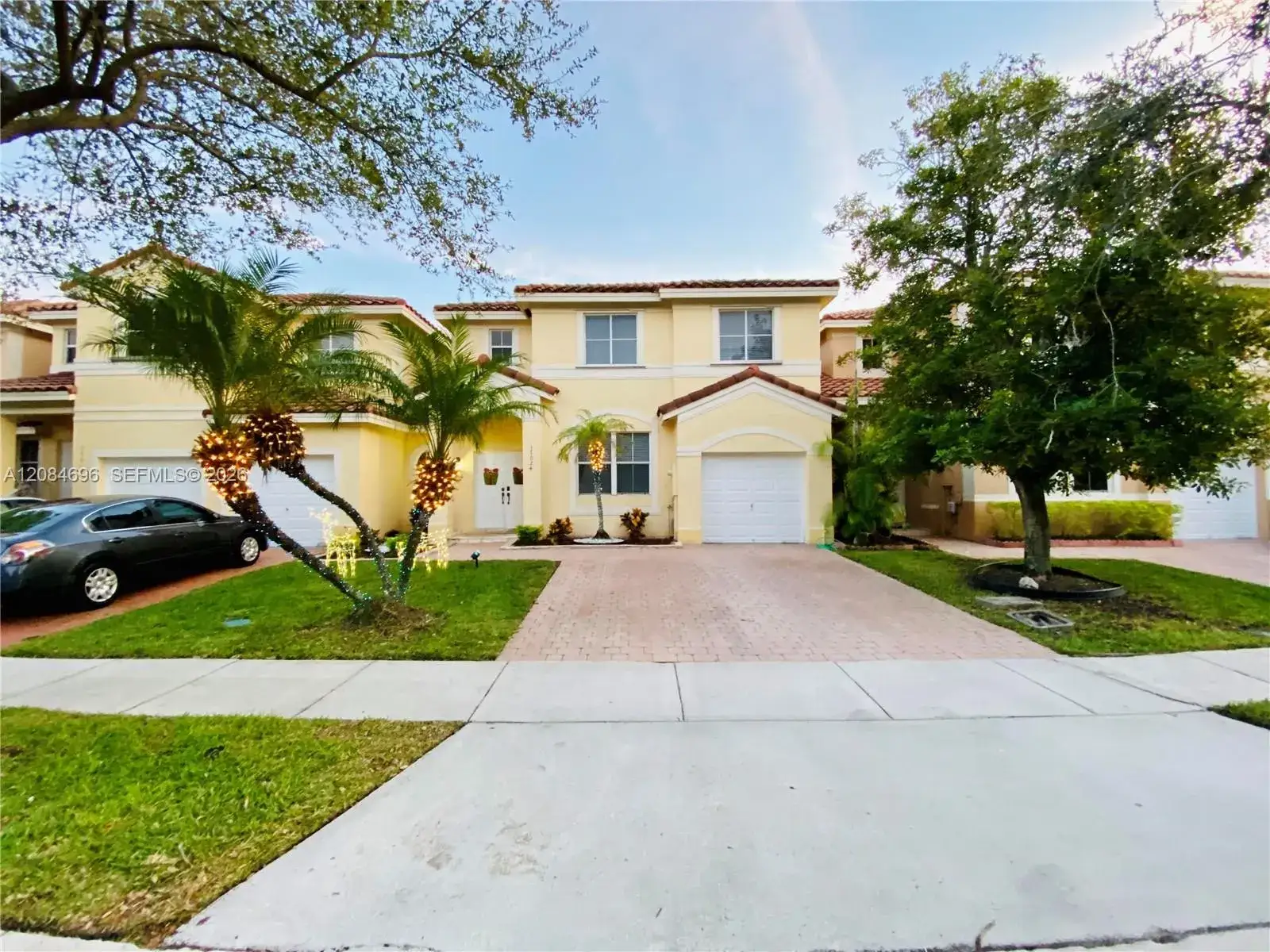 4 bedroom 2 bath Residential for sale at 17024 SW 38th St, Miramar FL 33027