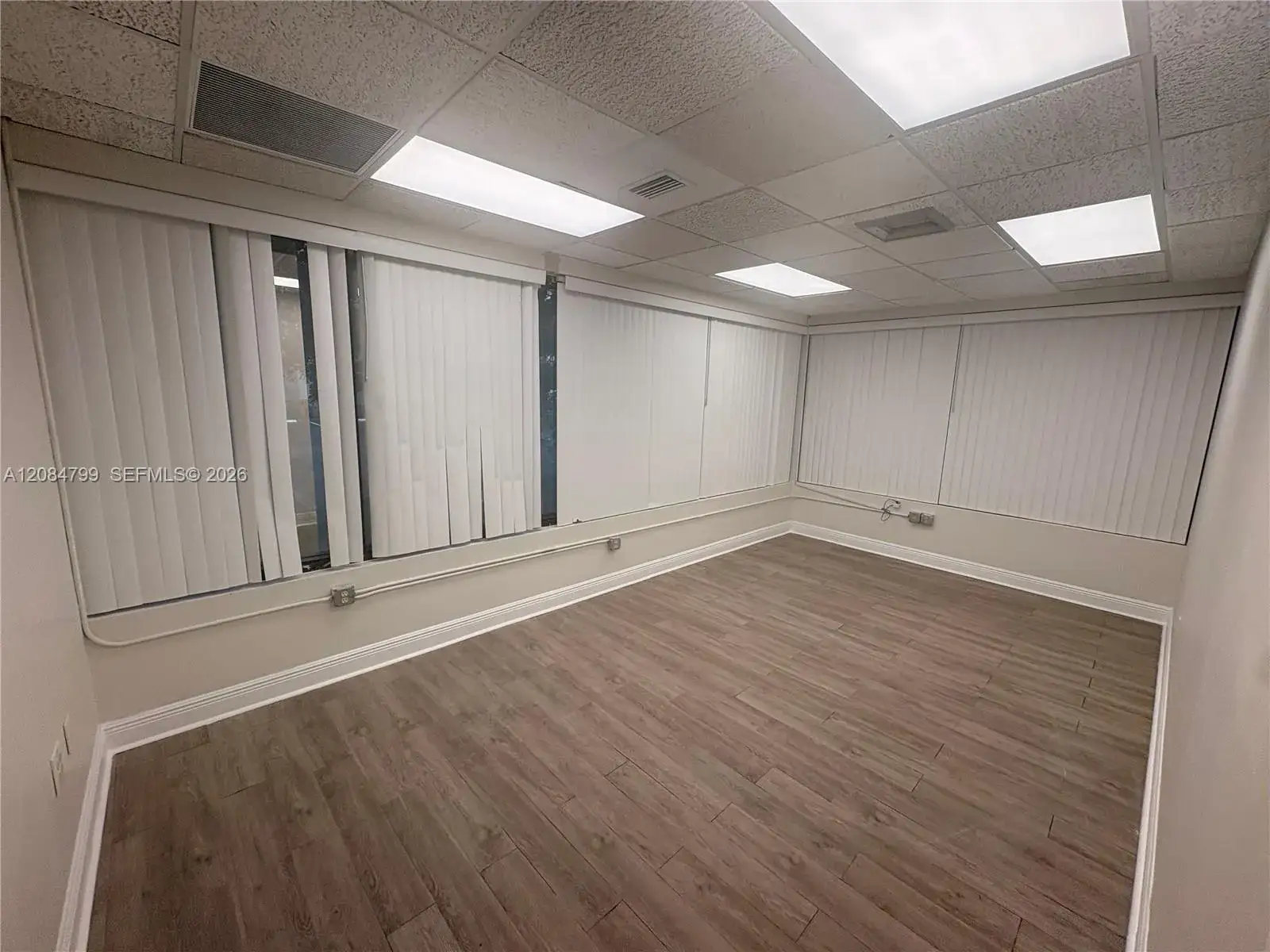 Commercial Sale for sale at 2950 NW 62nd St # 107C, Fort Lauderdale FL 33309