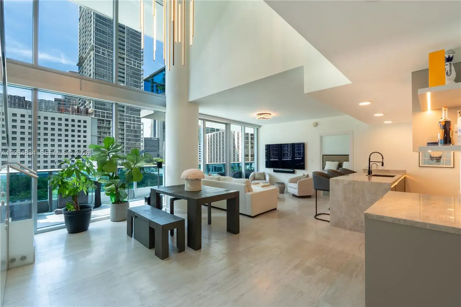 2 bedroom 2 bath Residential for sale at 200 Biscayne Blvd Way # 508, Miami FL 33131