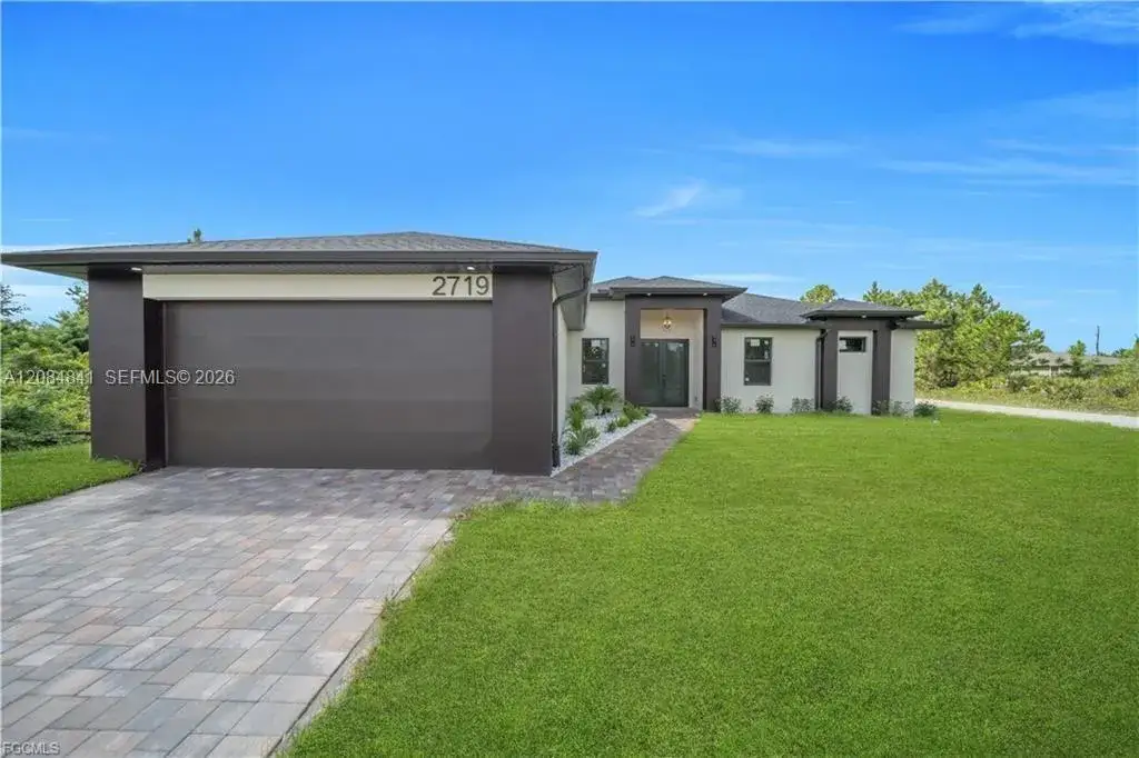 4 bedroom 3 bath Residential for sale at 2719 33RD ST W, Lehigh Acres FL 33971