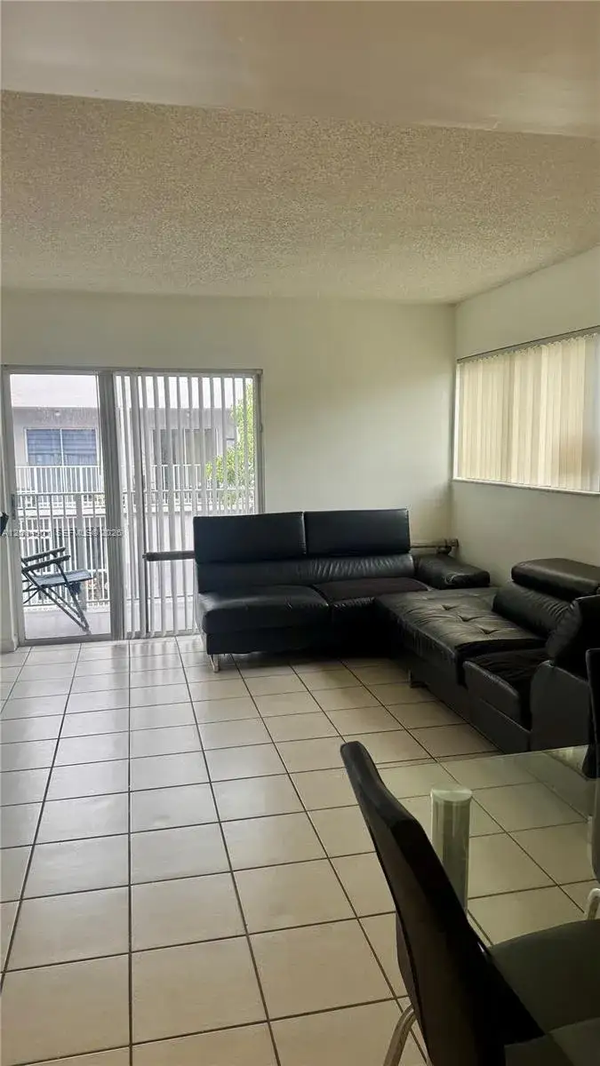 2 bedroom 1 bath Residential Lease for rent at 2710 W 76th St # 208, Hialeah FL 33016