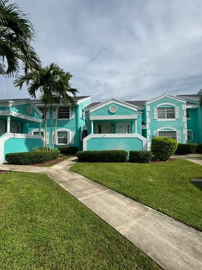 2 bedroom 2 bath Residential Lease for rent at 2610 SE 20th Ct # A, Homestead FL 33035