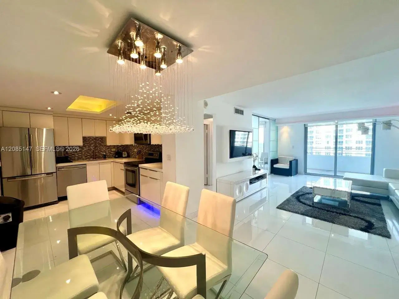 2 bedroom 2 bath Residential Lease for rent at 5555 Collins Ave # 9Y, Miami Beach FL 33140