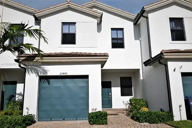 3 bedroom 2 bath Residential for sale at 23440 SW 129th Ave, Homestead FL 33032