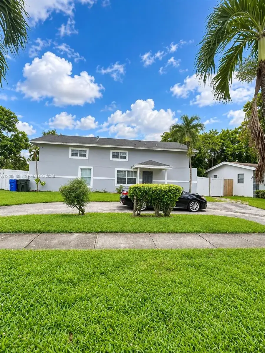 4 bedroom 2 bath Residential for sale at 4420 NW 37th St, Lauderdale Lakes FL 33319