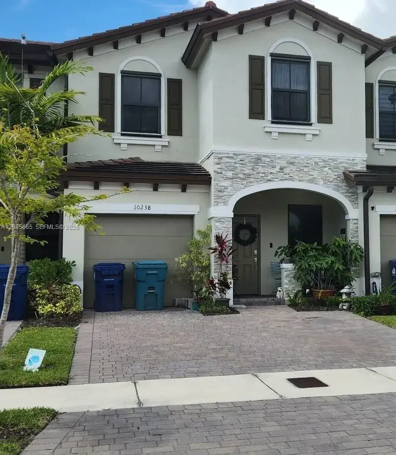 3 bedroom 2 bath Residential Lease for rent at 10238 SW 228th Ter, Cutler Bay FL 33190