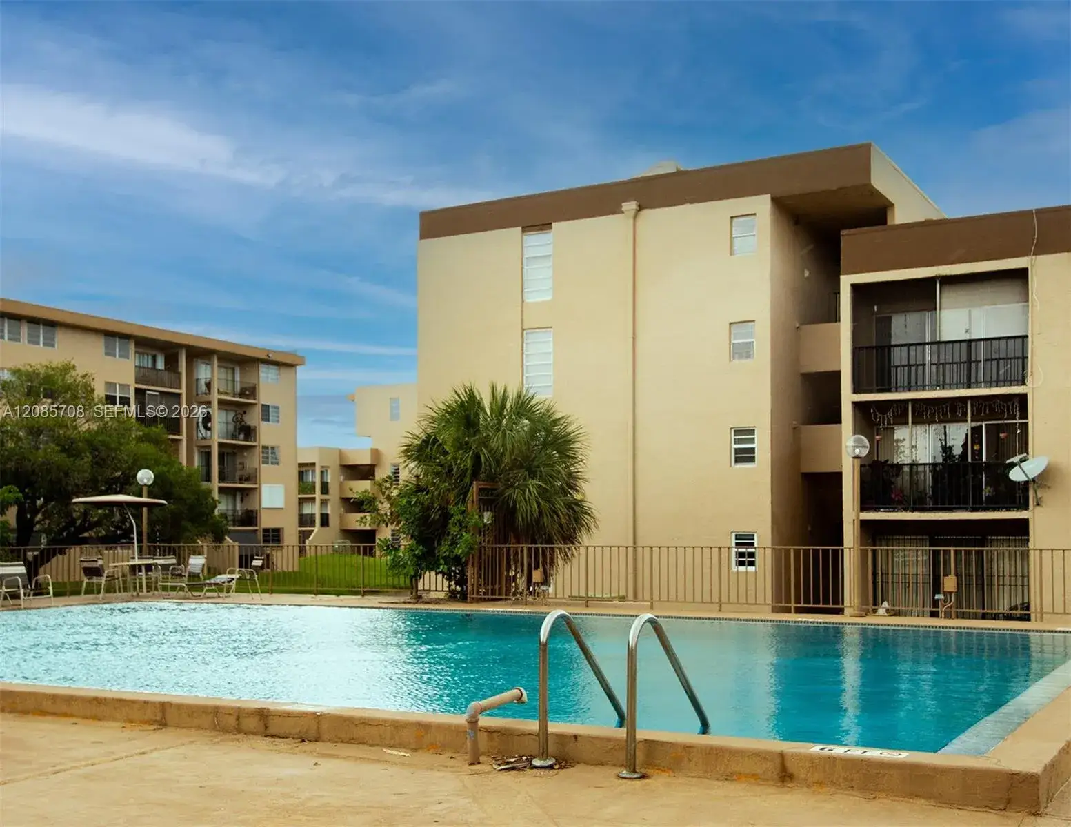2 bedroom 2 bath Residential Lease for rent at 506 NW 87th Ave # 212, Miami FL 33172