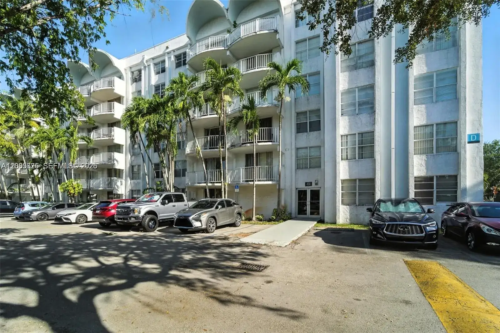 1 bedroom 1 bath Residential Lease for rent at 488 NW 165th St Rd # 408, Miami FL 33169