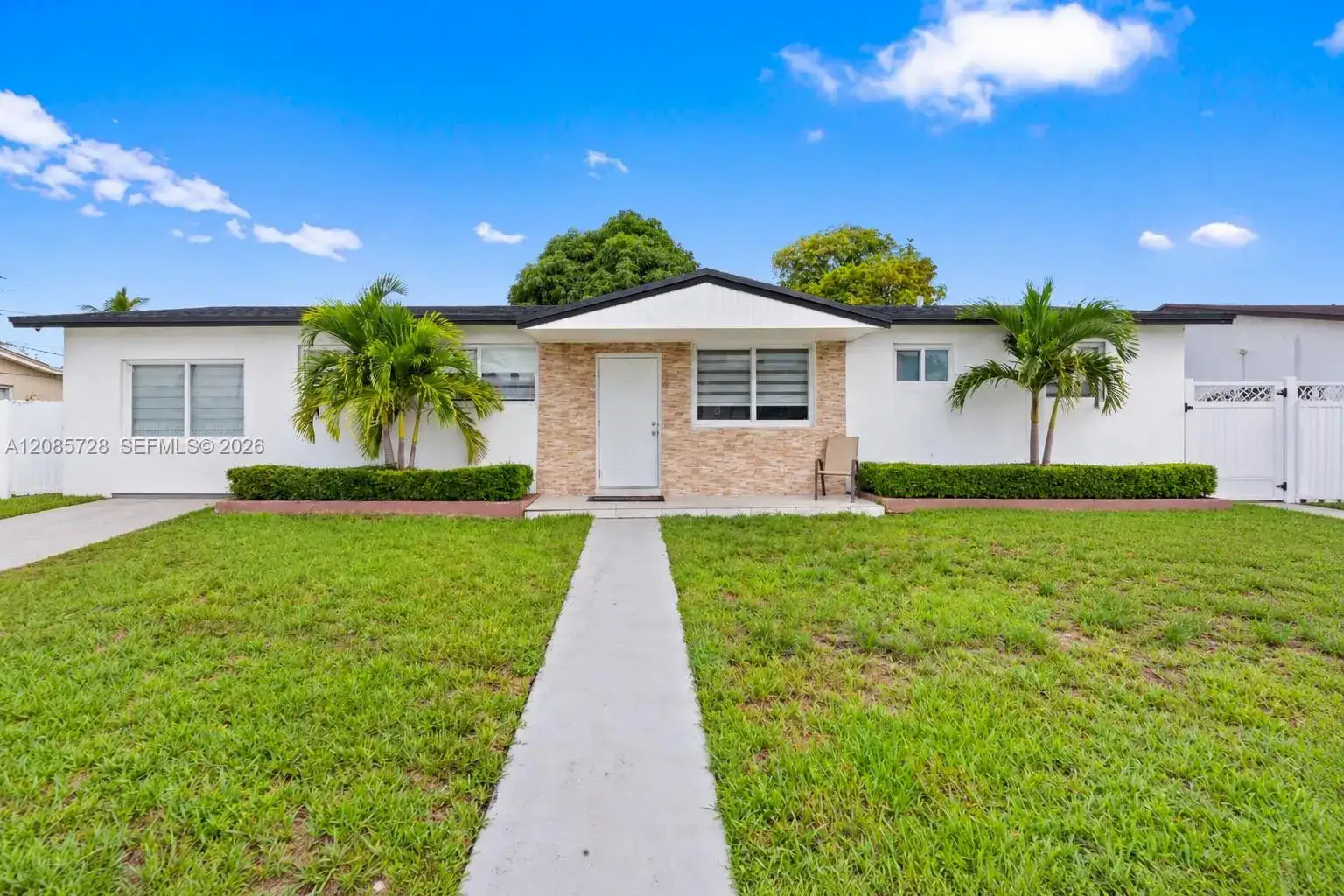 5 bedroom 3 bath Residential for sale at 19900 SW 114th Ave, Miami FL 33157