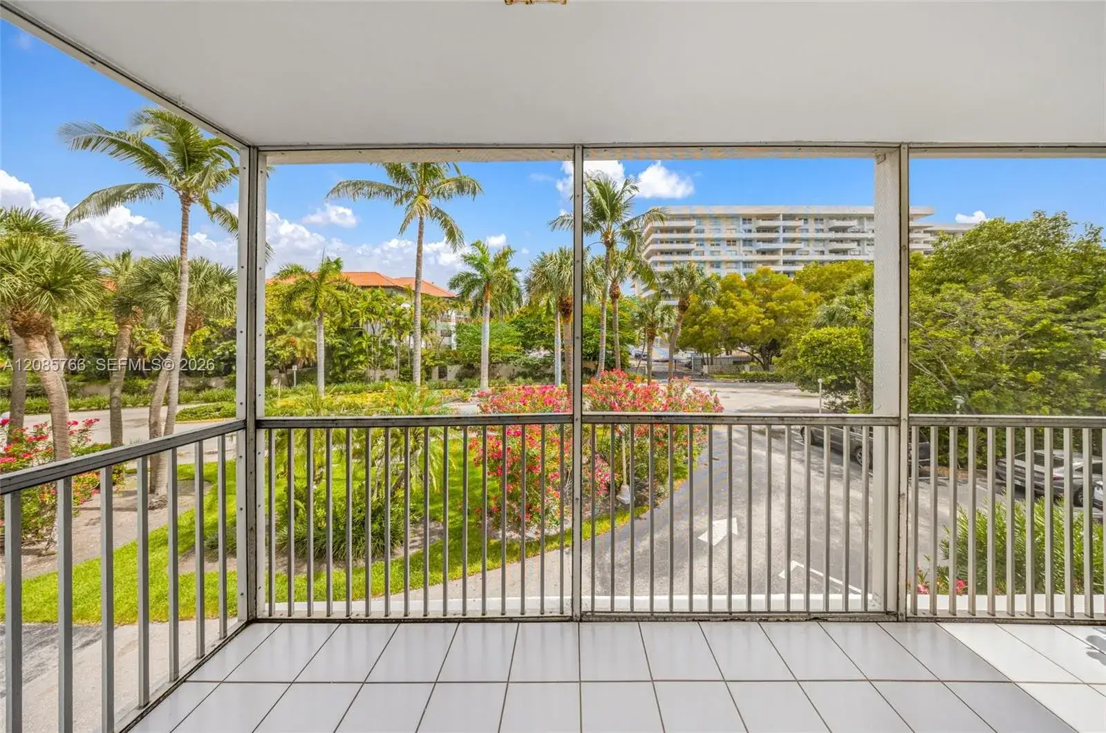 2 bedroom 2 bath Residential for sale at 150 Ocean Lane Dr # 2H, Key Biscayne FL 33149