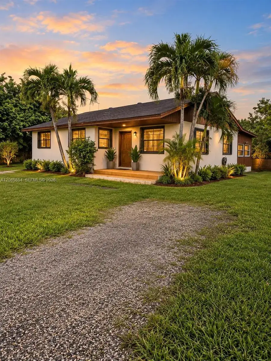 3 bedroom 2 bath Residential Lease for rent at 19471 SW 198th St # B, Miami FL 33187