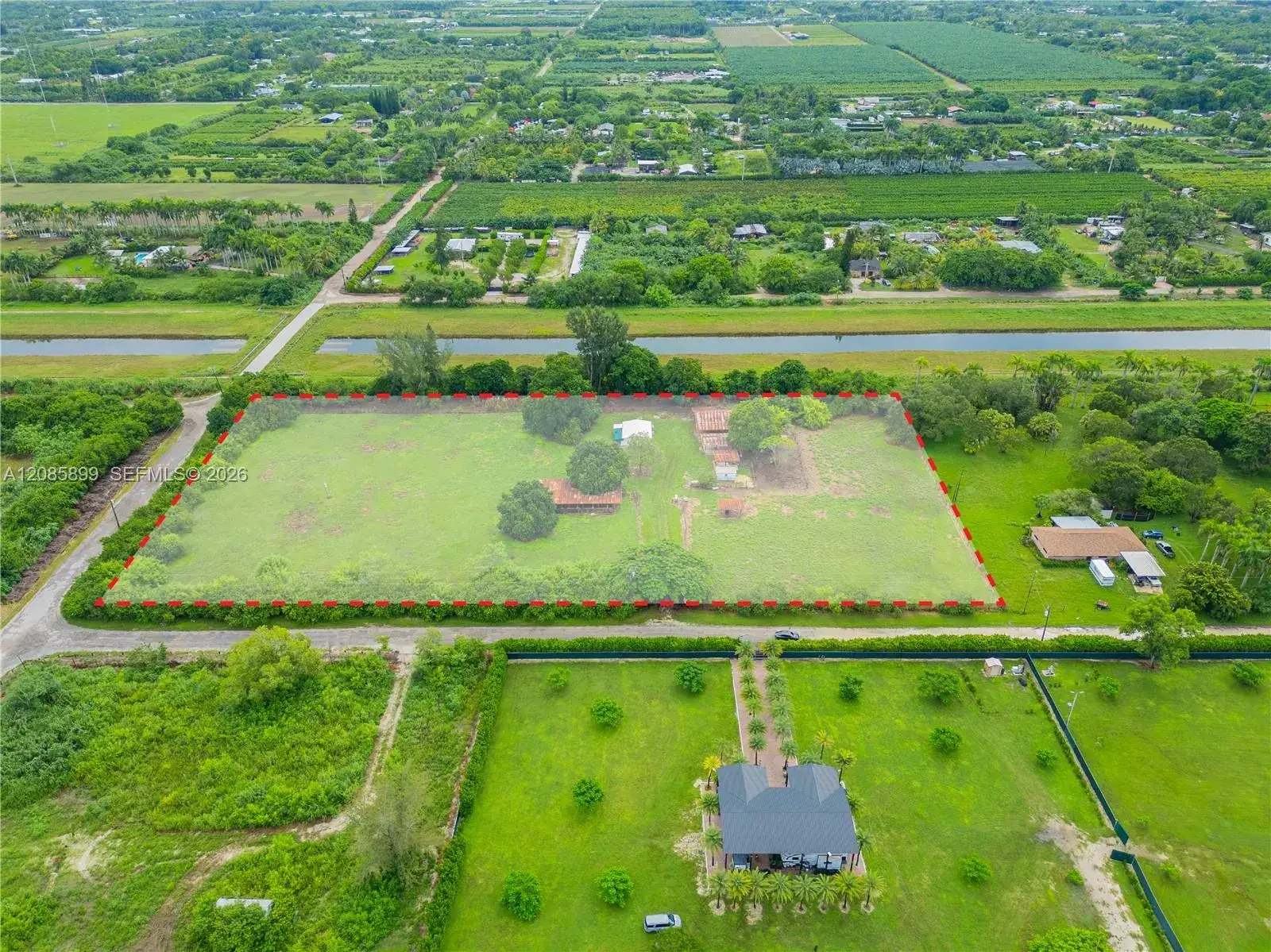 1 bedroom 1 bath Residential Lease for rent at 15365 SW 206th Ave, Miami FL 33187