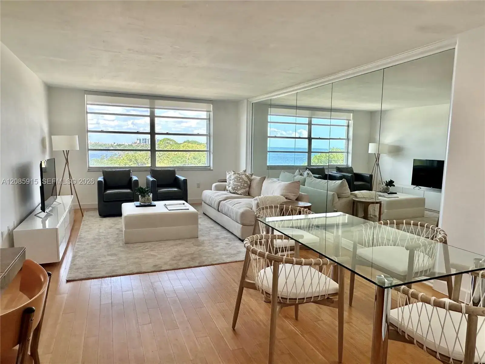 1 bedroom 1 bath Residential Lease for rent at 150 SE 25th Rd # 7H, Miami FL 33129