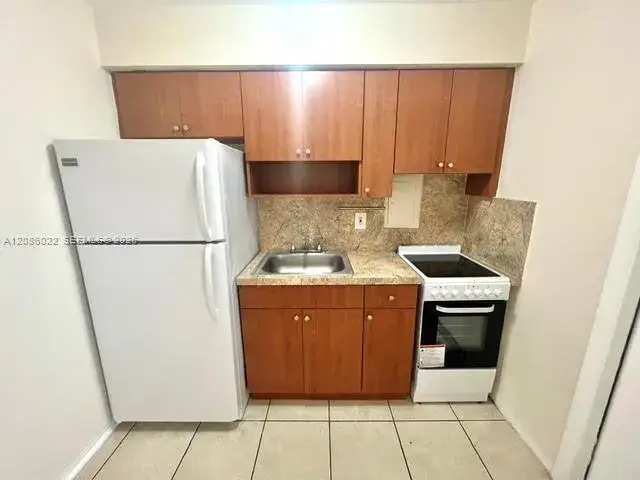 1 bath Residential Lease for rent at 696 NE 85th St # 2, Miami FL 33138