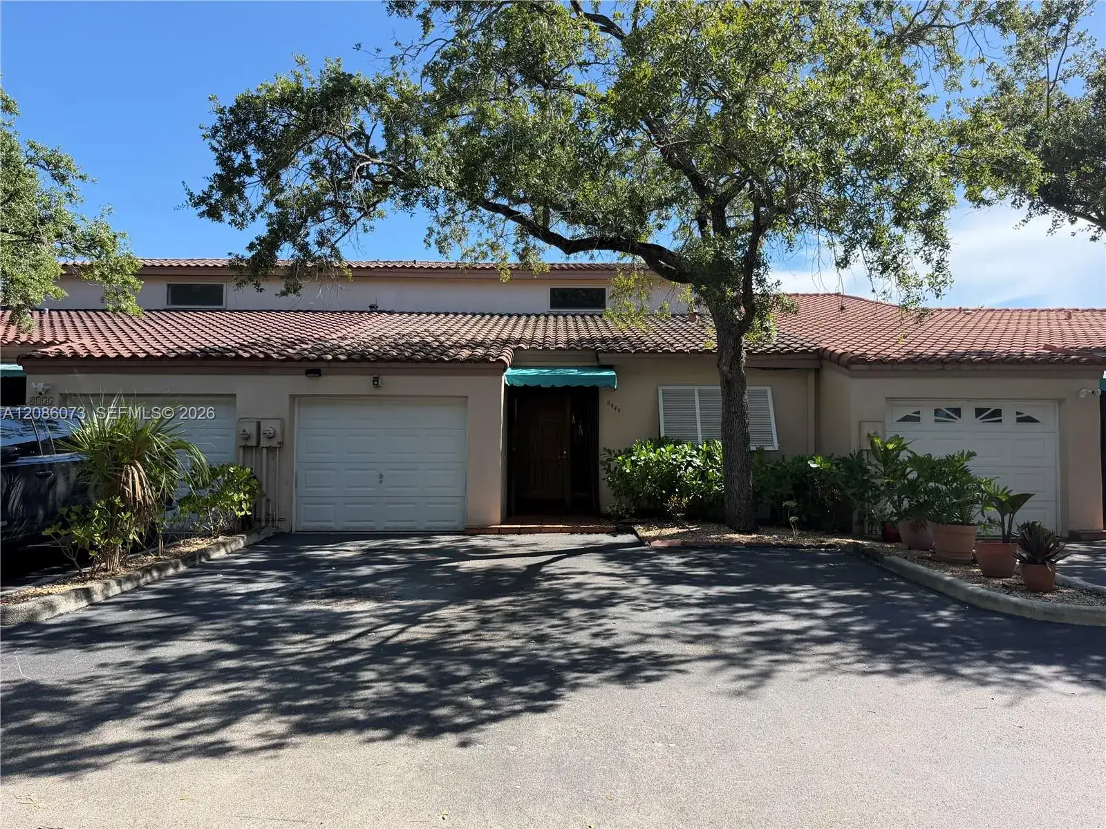 8449 Ardoch Rd # 8449, Miami Lakes FL 33016