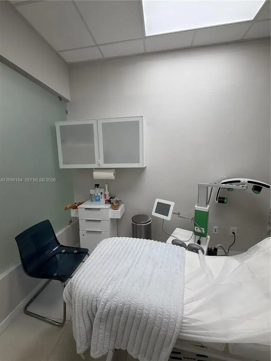 Commercial Sale for sale at 7761 NW 107th Ave # 2, Doral FL 33178