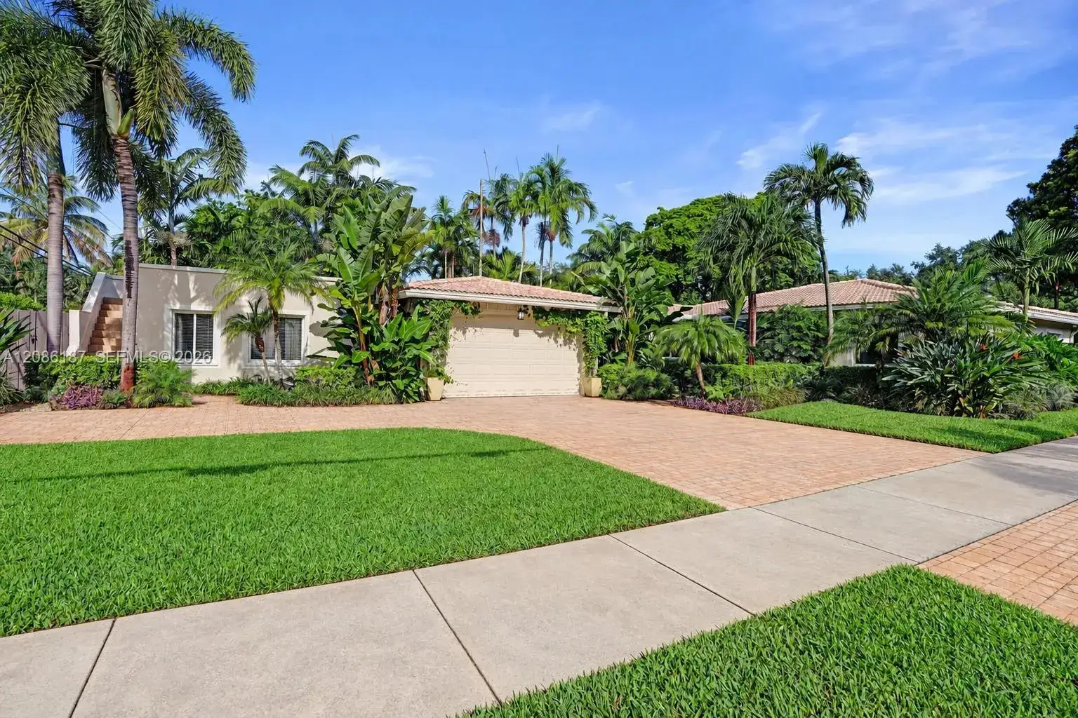 4 bedroom 3 bath Residential for sale at 712 S 15th Ave, Hollywood FL 33020
