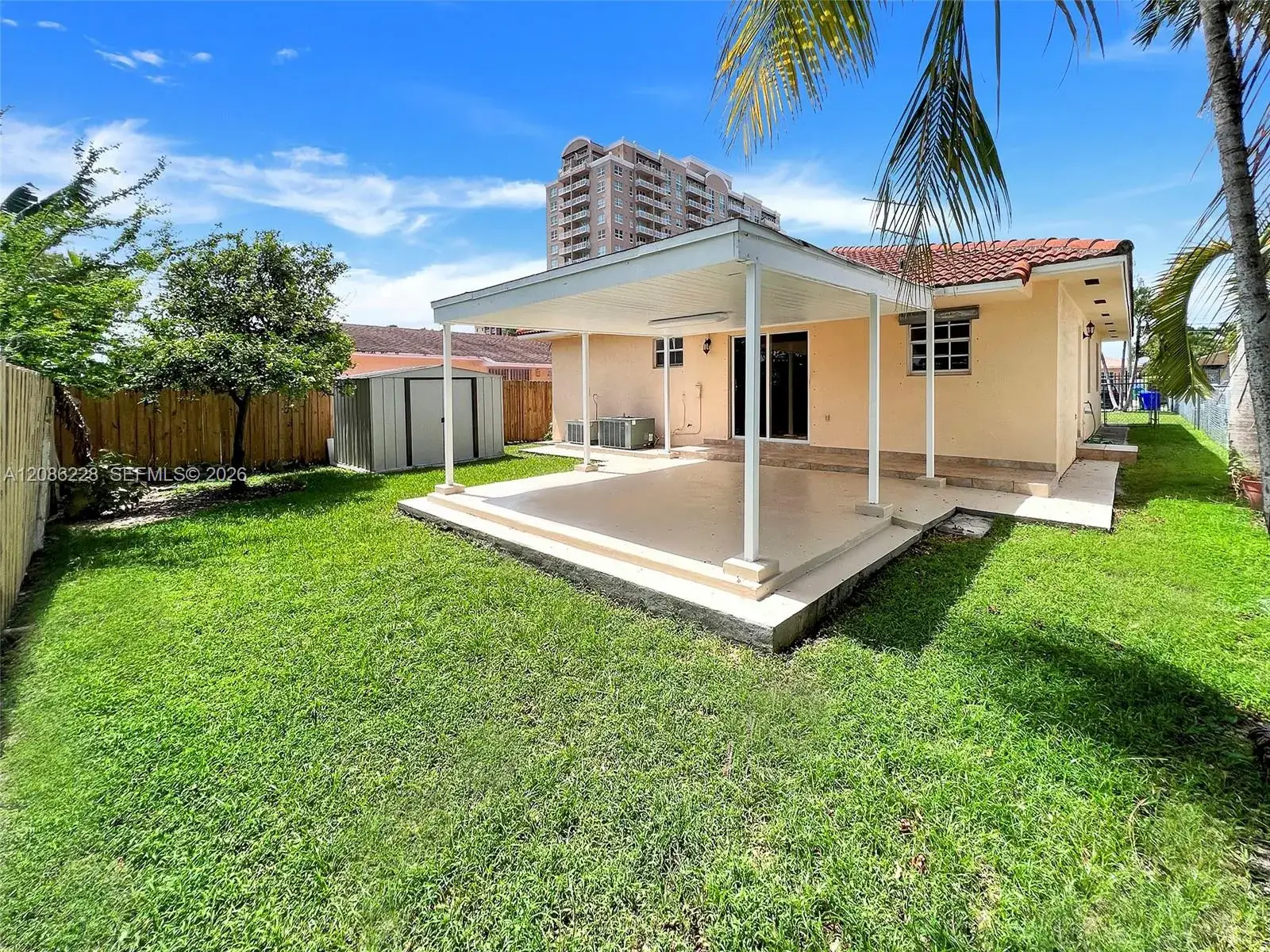 3 bedroom 2 bath Residential Lease for rent at 3650 SW 27th St # 3650, Miami FL 33133