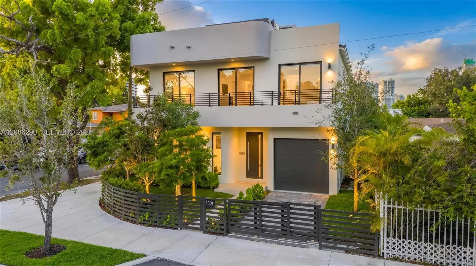 1001 SW 10 AVE, Miami FL 33130