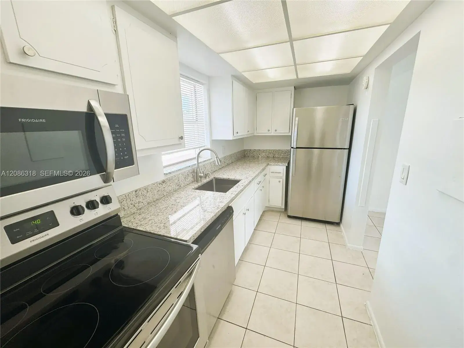 1 bedroom 1 bath Residential Lease for rent at 7340 SW 82nd St # C204, Miami FL 33143