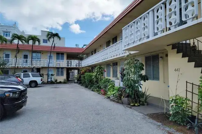 1 bath Residential for sale at 441 Collins Ave # 2, Miami Beach FL 33139