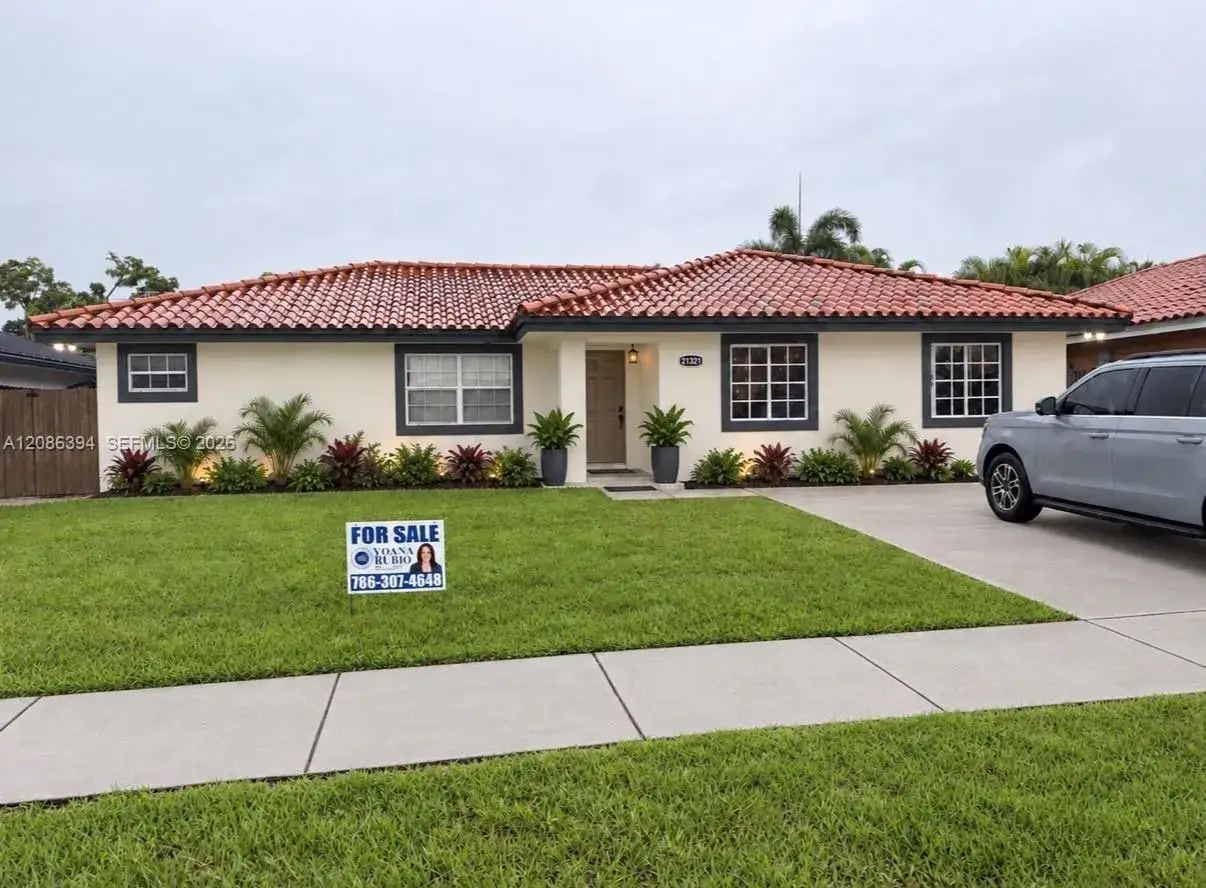 4 bedroom 3 bath Residential for sale at 21321 SW 125th Path, Miami FL 33177