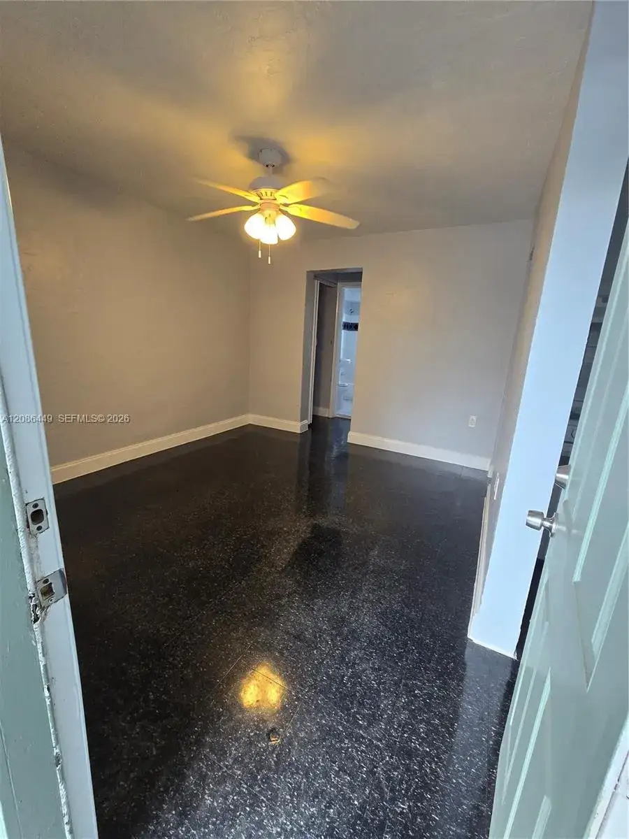 1 bedroom 1 bath Residential Lease for rent at 825 NW 70th St # 14, Miami FL 33150