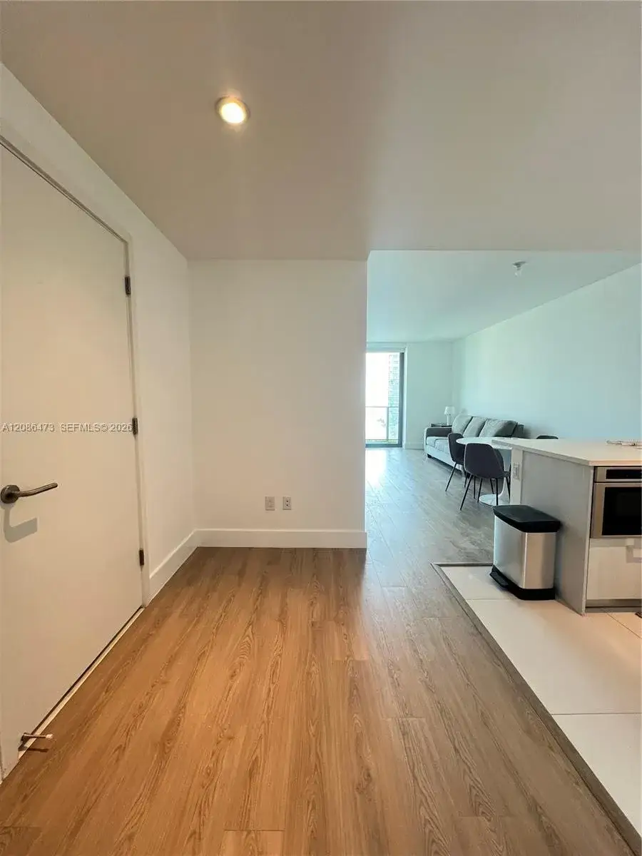 1 bedroom 1 bath Residential Lease for rent at 501 NE 31st St # 1202, Miami FL 33137