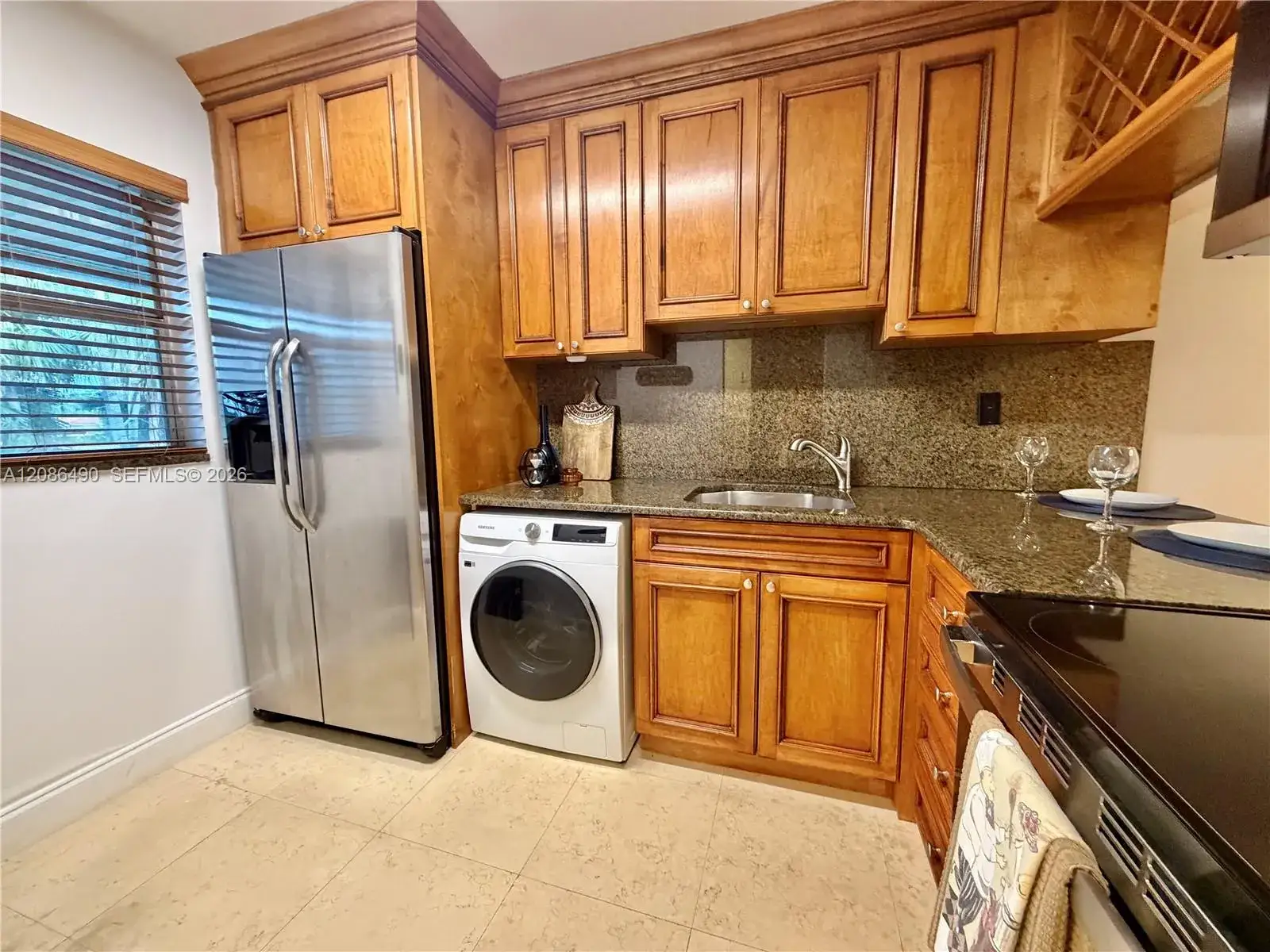 2 bedroom 1 bath Residential Lease for rent at 4600 SW 67th Ave # 227, Miami FL 33155