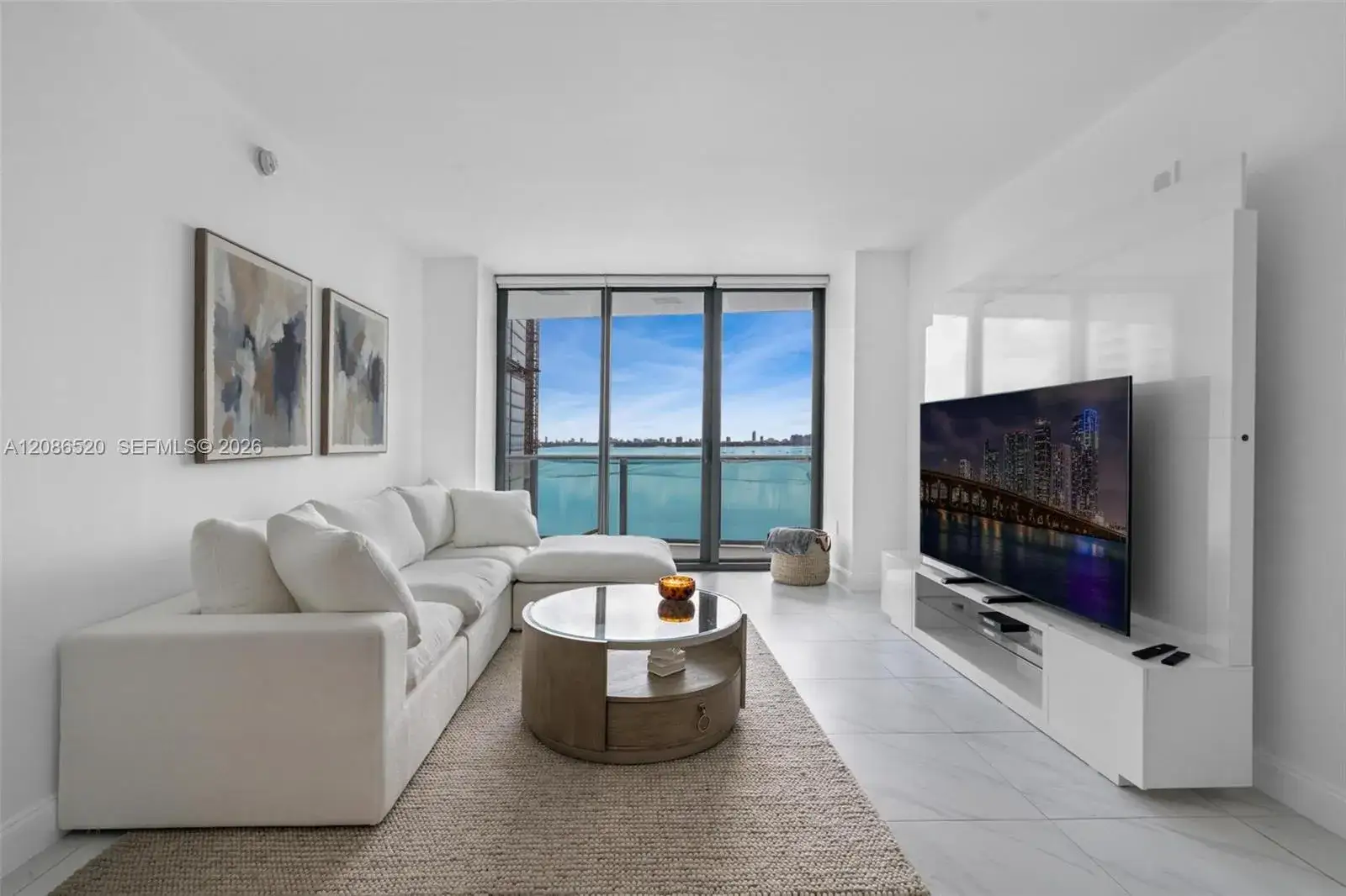 1 bedroom 1 bath Residential Lease for rent at 460 NE 28th St # 1602, Miami FL 33137