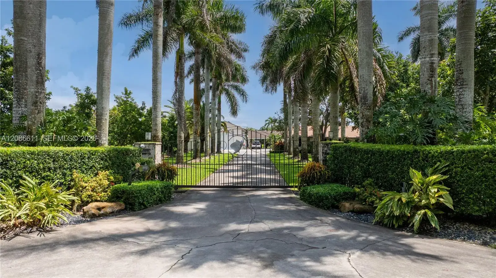 4 bedroom 3 bath Residential for sale at 26145 SW 194th Ave, Homestead FL 33031