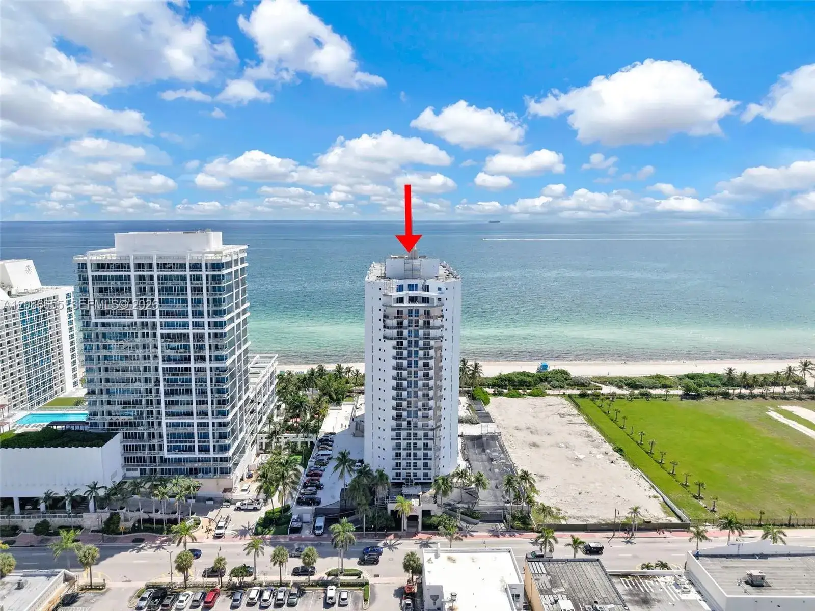 1 bedroom 1 bath Residential Lease for rent at 6767 Collins Ave # 1403, Miami Beach FL 33141