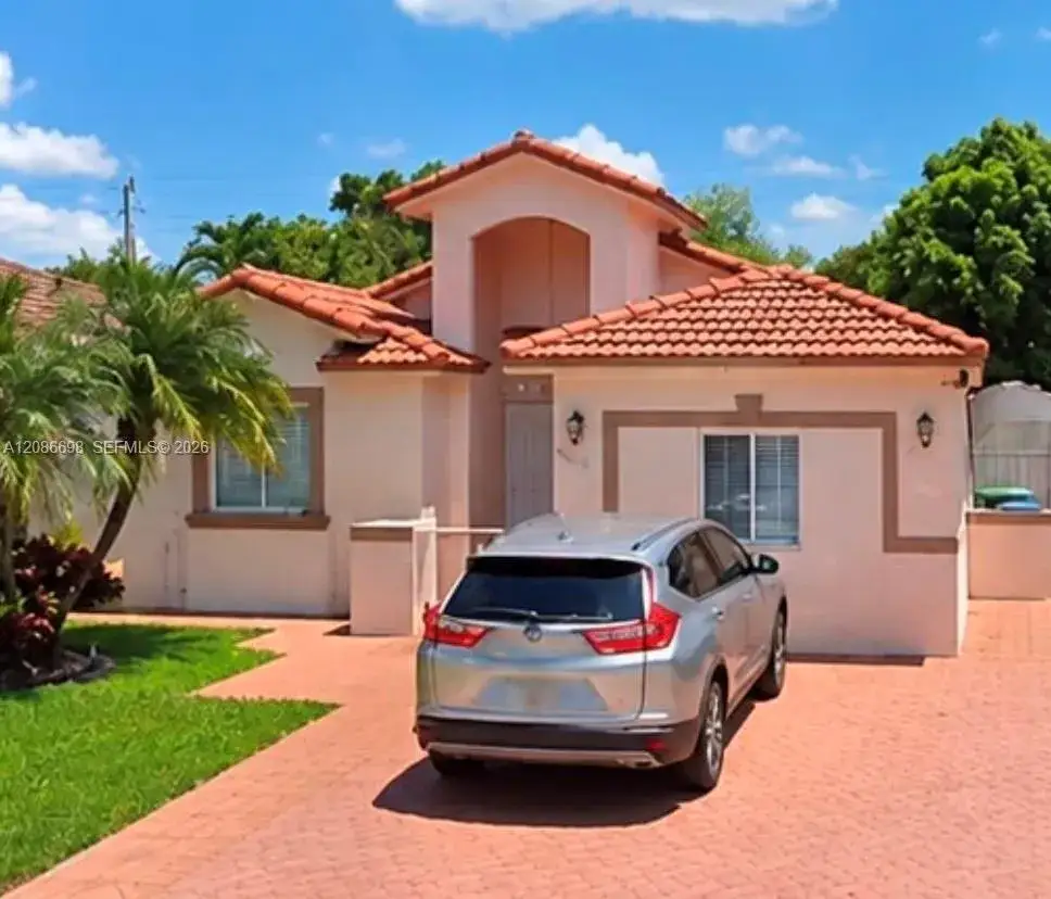 3 bedroom 2 bath Residential for sale at 8010 NW 186th Ter, Hialeah FL 33015
